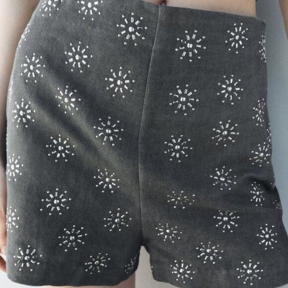 Zara LINEN BLEND EMBROIDERED SHORTS ZW COLLECTION - Picture 2 of 9